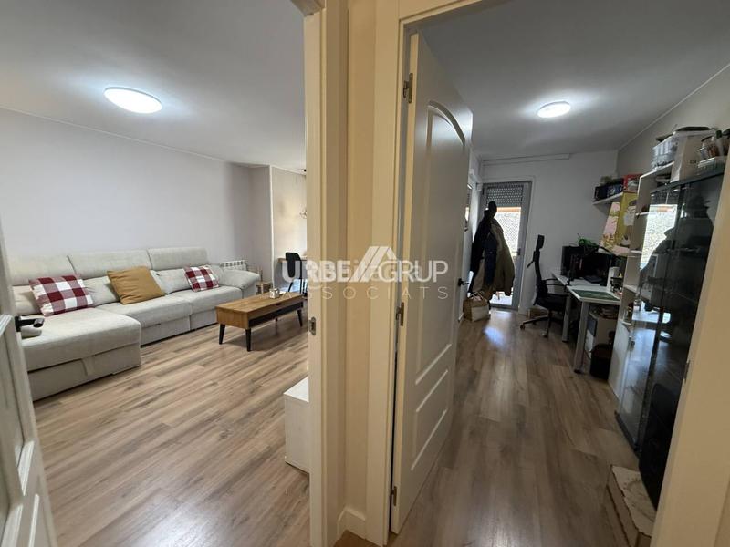 Foto 0f163d59-1f4f-4621-97c3-a4c4982286aa. Appartement avec chauffage dans San Pere Terrassa