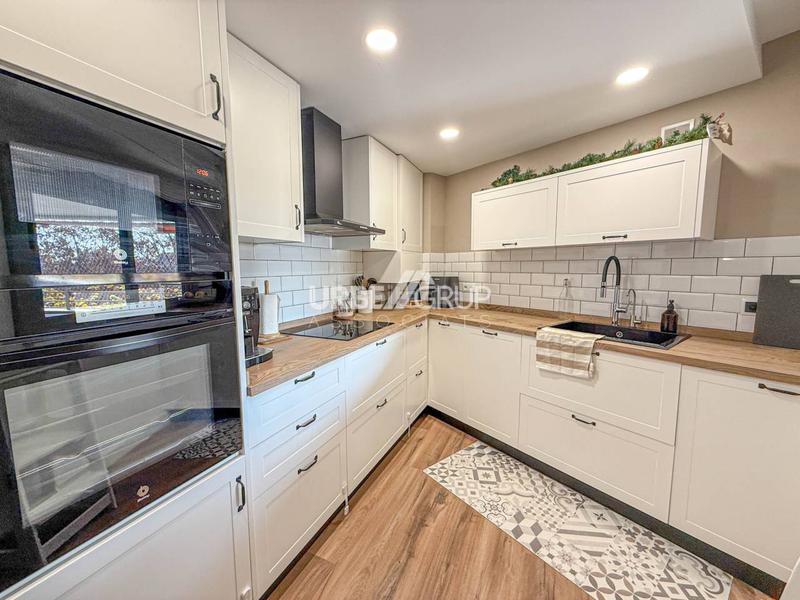 Foto 69775f76-3205-48ff-a7a9-96ae817d6d77. Appartamento con riscaldamento in San Pere Terrassa