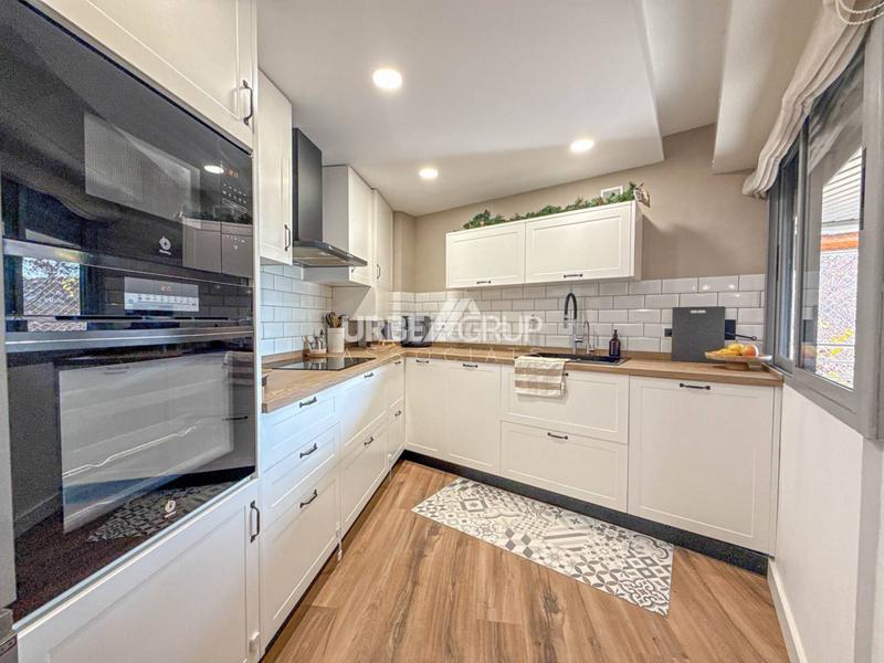 Foto ea5bafc4-8d82-4fdf-9dad-ce5f19c112d0. Appartamento con riscaldamento in San Pere Terrassa