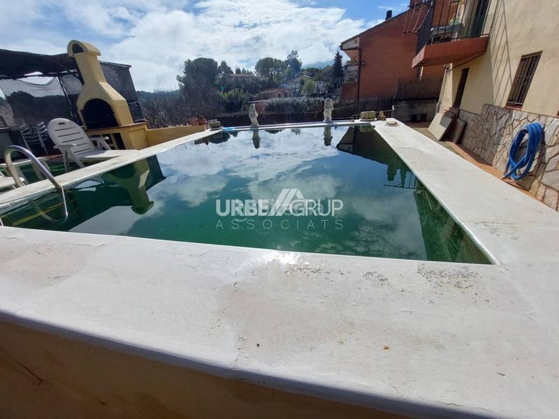 Foto 0af222c1-906f-4e39-9593-f6316949a584. Xalet amb calefacció aparcament piscina a Vacarisses