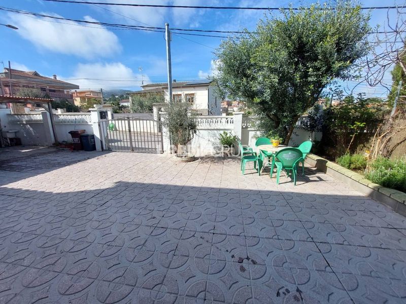 Foto 452439e9-dfe1-487d-b143-28948b8a5938. Xalet amb calefacció aparcament piscina a Vacarisses