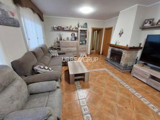 Chalet in Vacarisses. Chalet en torreblanca 1 de vacarisses, 4 habitaciones