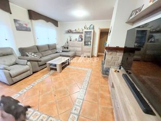 Xalet a Vacarisses. Chalet en  vacarisses urbanizacion torreblanca 1 , 4 habitacione