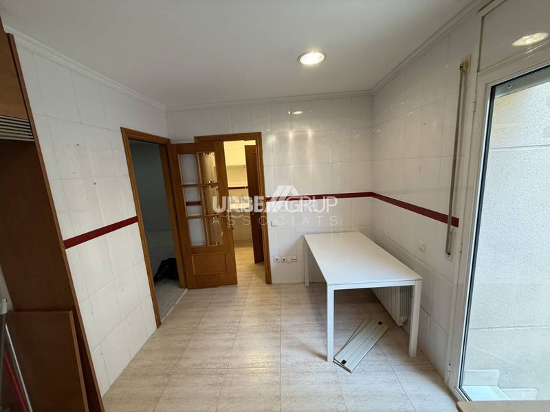 Foto c5e987c2-3747-43b8-a43c-e83c2686dfa7. Pis amb calefacció a Ca n'Aurell Terrassa