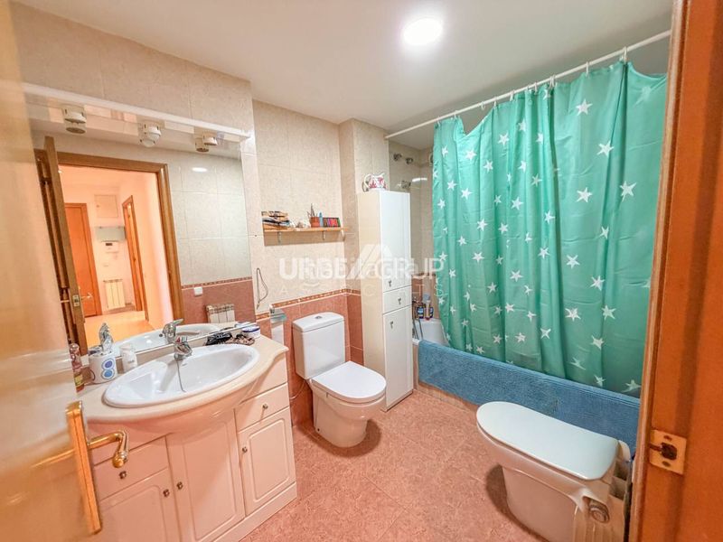 Foto 7ab0e12b-40cf-422d-812f-eed7bf3235b9. Pis amb calefacció a Can Roca Terrassa