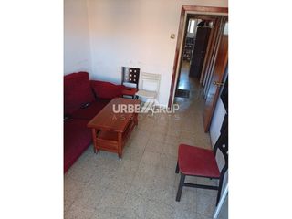 Etagenwohnung in Martorell. Piso martorell a reformar con ascensor de vpo vivienda proteccio