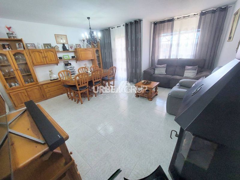 Foto a191681f-724f-4722-bb4d-c7231e6bcff9. Casa amb calefacció aparcament a Olesa de Montserrat