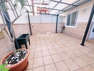 Casa a Zona Esportiva. Casa en zona olímpica 4 habitaciones mas estudio