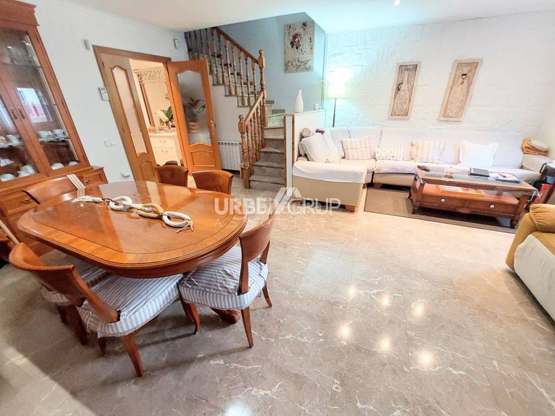 Foto c4b788e4-6073-4385-9d61-a797b31bddd8. Casa amb calefacció aparcament a Zona Esportiva Terrassa