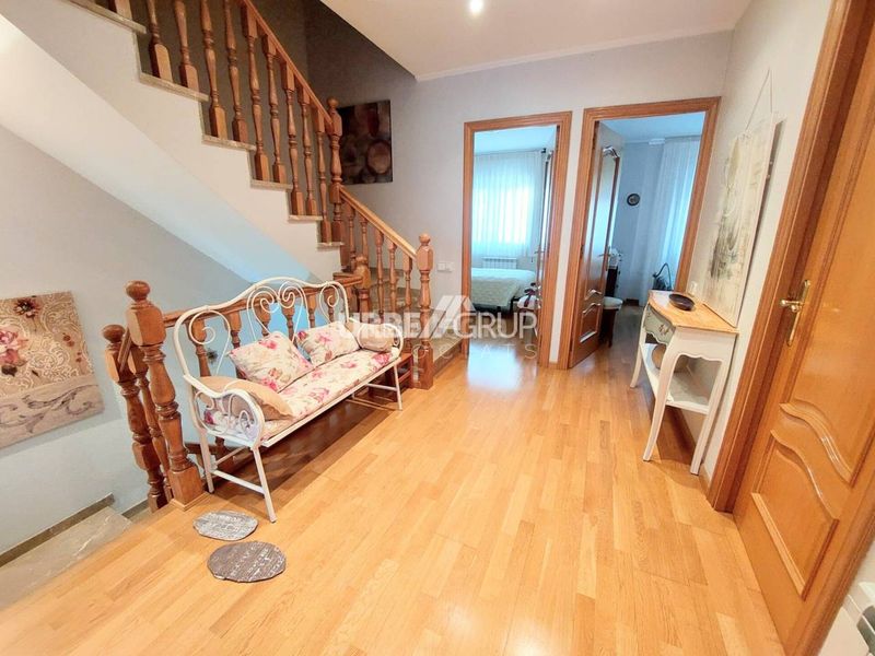 Foto dca4654e-b76a-4e0f-8565-f01a437fe705. Casa amb calefacció aparcament a Zona Esportiva Terrassa