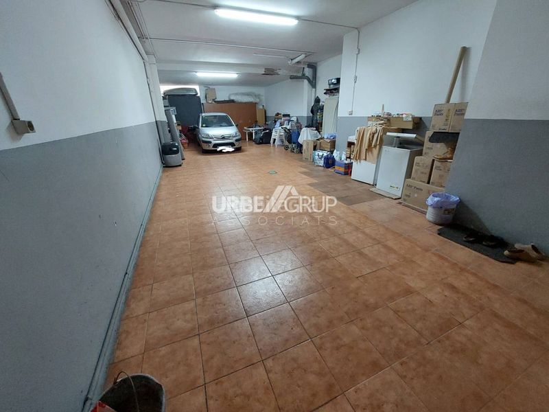 Foto dd405880-8ffd-4a48-a960-aeac746b7e45. Casa amb calefacció aparcament a Zona Esportiva Terrassa