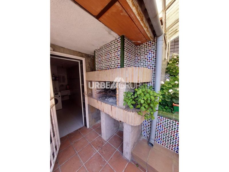 Foto 186d0df3-a9d1-4f96-b5bf-e2096480dc43. Xalet amb calefacció piscina a Can Parellada Terrassa