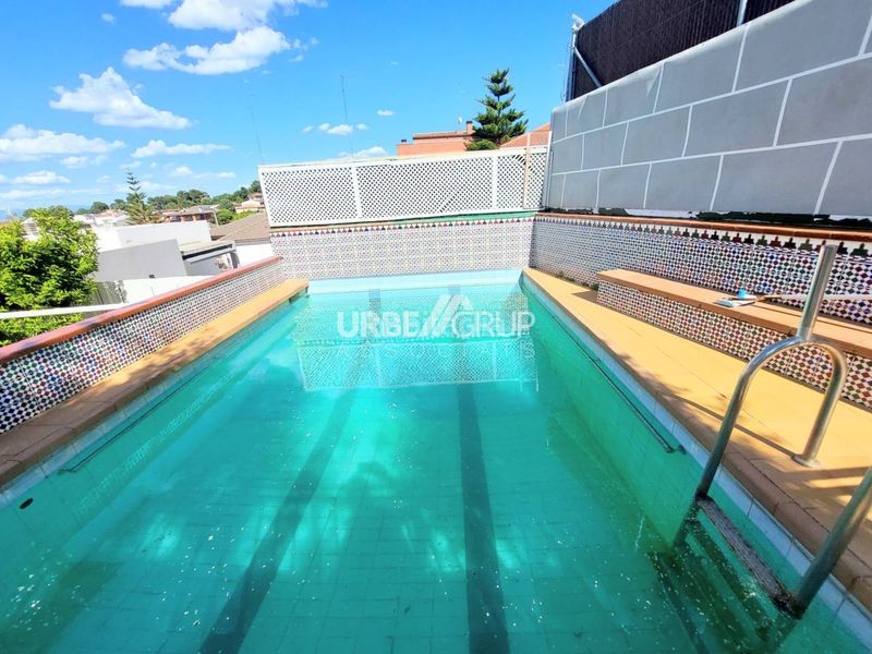 Foto 2416b4f5-eaeb-45b9-ad65-5c427a569083. Xalet amb calefacció piscina a Can Parellada Terrassa