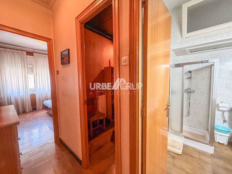 Foto 7f0e9f5e-b350-4098-850b-3c9da31cbbd8. Casa amb aparcament a Ca n'Aurell Terrassa