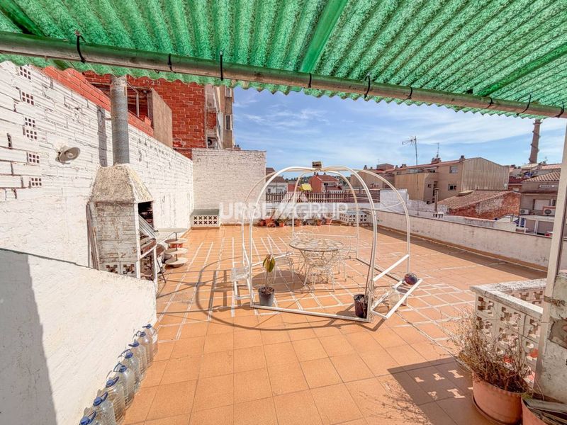 Foto 97a26551-b382-4783-8902-f4326d9d0ed5. Casa amb aparcament a Ca n'Aurell Terrassa