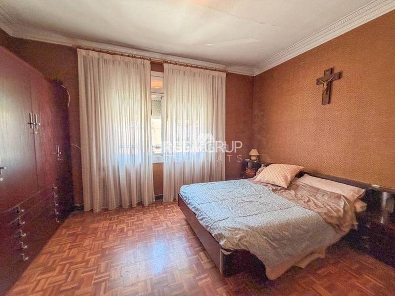 Foto efdff8a2-1279-4dab-a300-96d9ae951139. Casa amb aparcament a Ca n'Aurell Terrassa