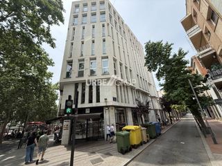 Oficina en Calle Volta