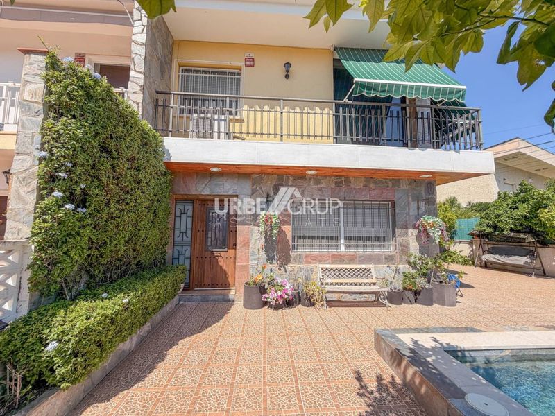 Foto 49b158e4-62ab-4653-80ce-0acecbbfa3b7. Casa aparellada amb calefacció piscina a Abrera