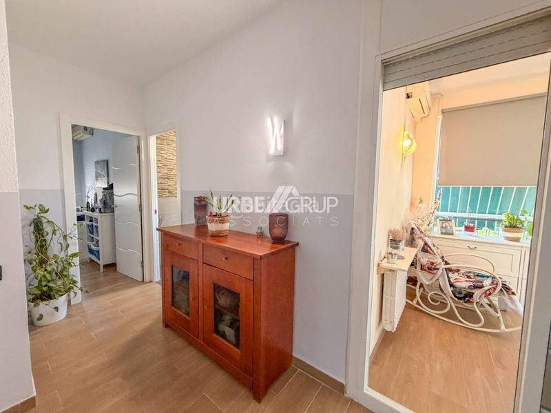 Foto 538b6557-b2a9-412b-80ae-e68c5440daf8. Casa aparellada amb calefacció piscina a Abrera
