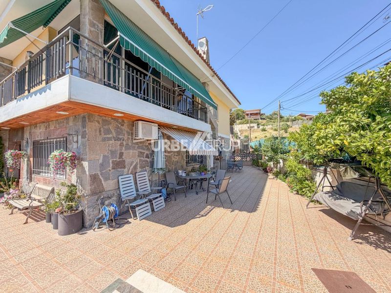 Foto 53dca3e5-0661-434c-a55b-4d85d40167d0. Casa aparellada amb calefacció piscina a Abrera