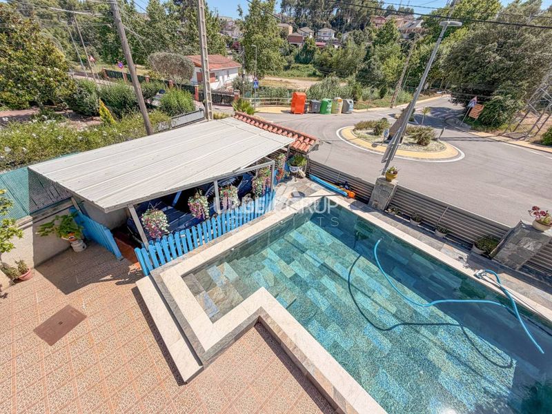 Foto f6b83256-3eea-4782-938e-f28af1d177cc. Casa aparellada amb calefacció piscina a Abrera