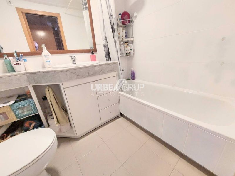 Foto a9e5e9f1-1826-4d2b-a673-6958476c9a03. Dúplex amb calefacció a Zona Esportiva Terrassa