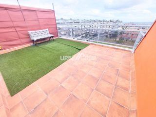 Dúplex a Zona Esportiva. Duplex en zona olímpicacan roca 1  , 4 habitaciones con 2 terraz