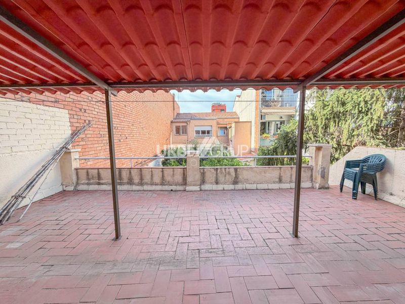 Foto 416de9b9-6af4-4b90-a828-f9c3ba3d4173. Pis amb calefacció aparcament a San Pere Terrassa