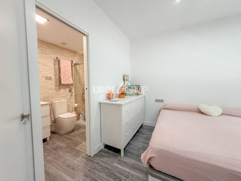 Foto 068123aa-4770-440a-ae38-866d3ea1e7d6. Casa amb calefacció a Roc Blanc Terrassa