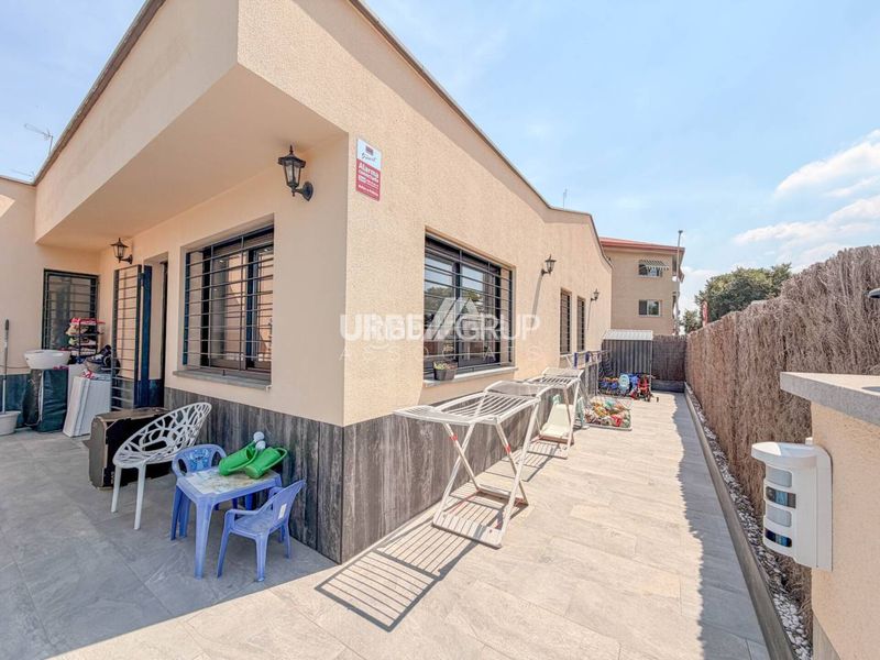 Foto e8d7a69d-823a-4364-9735-4d07528b101a. Casa amb calefacció a Roc Blanc Terrassa
