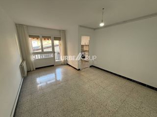 Flat in Calle Ègara