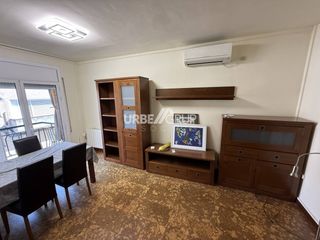 Lloguer Pis  Calle doctor salvà. Piso de 3 habitaciones con muebles en ca naurell