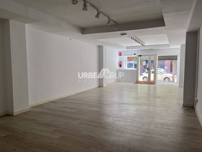 Foto fc156a16-fccd-4aef-9d11-76136ecd1ada. Rent business premise in Martorell