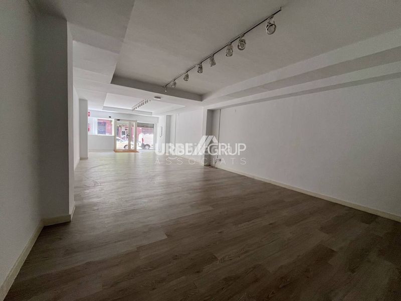 Foto fc997459-f6fb-4e2a-b370-77ce63c70565. Rent business premise in Martorell