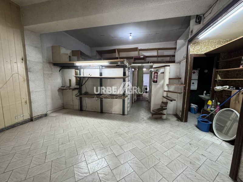 Foto 4c088c13-61e0-4313-b597-9ca765feeaa8. Local comercial a Martorell