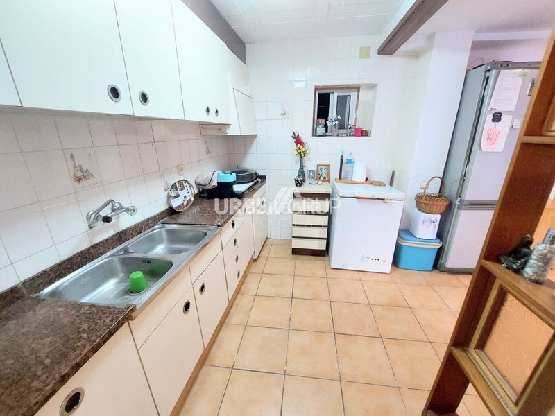 Foto 5580f66c-68f1-4a0e-a3a2-349346703249. Casa amb calefacció aparcament a Roc Blanc Terrassa