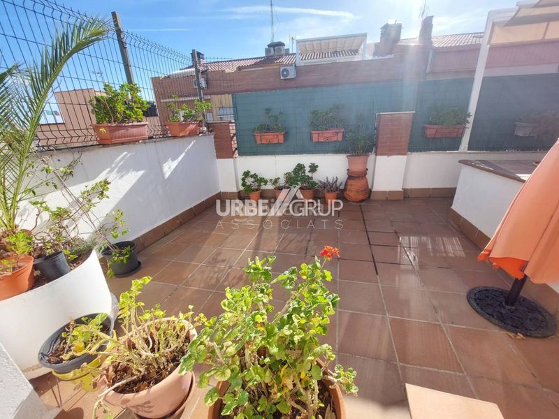 Foto 7855d8ee-1ef3-4046-87c3-e7d84f5f43fd. Casa amb calefacció aparcament a Roc Blanc Terrassa