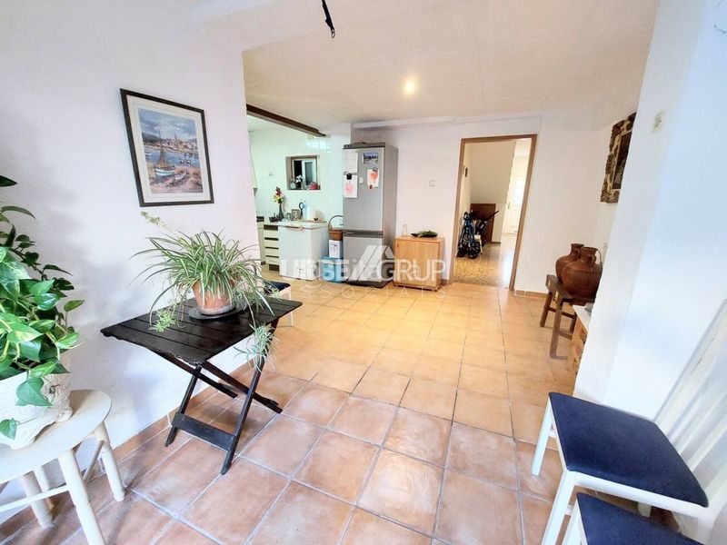 Foto c170975e-fdb5-48b6-850d-3f2d81a0366f. Casa amb calefacció aparcament a Roc Blanc Terrassa