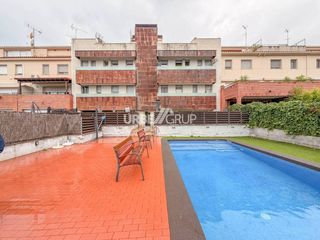 Duplex  Calle llevant. Duplex amplio y adaptado en el centro de viladecavalls