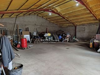 Bâtiment à usage industriel à Azorín. Nave industrial de 263m en arabayona en venta
