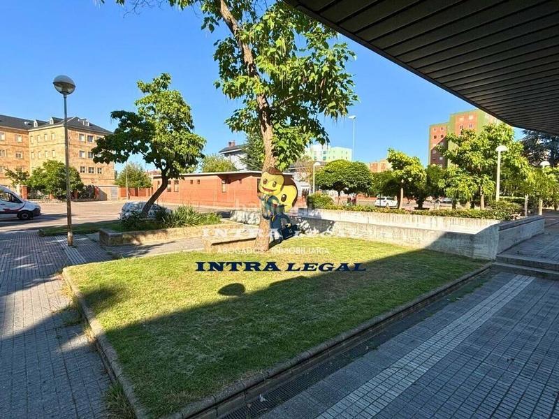 Foto 8a03bd73-7c43-454a-b61a-5a7529ce945e. Alquiler local comercial se alquila o se vende local en zona san josé en Salamanca
