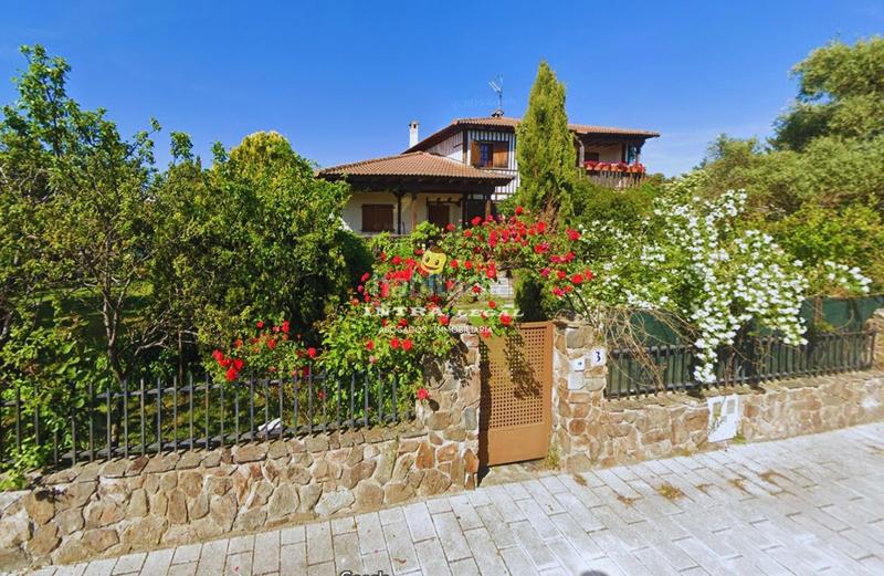 Foto 766fc9d3-f342-40a9-9edb-620924278f2d. Chalet avec chauffage parking dans Villamayor