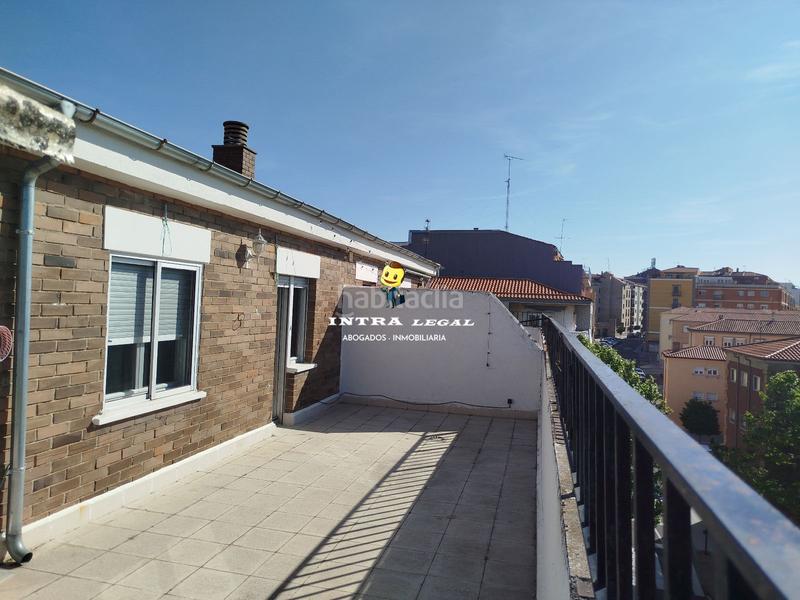 Foto de2bcf69-0b84-4769-beec-f178f1e2c543. Ático  con gran terraza con vistas y opción garaje en Salamanca