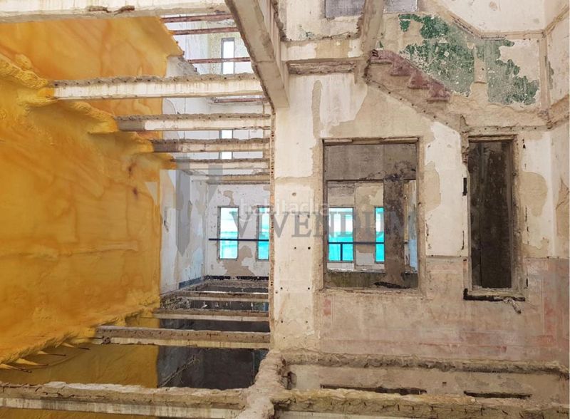 Foto 01116bae-70cf-445e-afd9-5bb5a28eed9a. Edifici a Centro - Areal Vigo