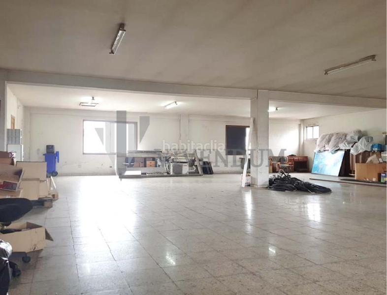 Foto 2f729875-cbc8-43e6-ad6e-22b5f0296662. Location bureau avec chauffage parking dans Lavadores Vigo