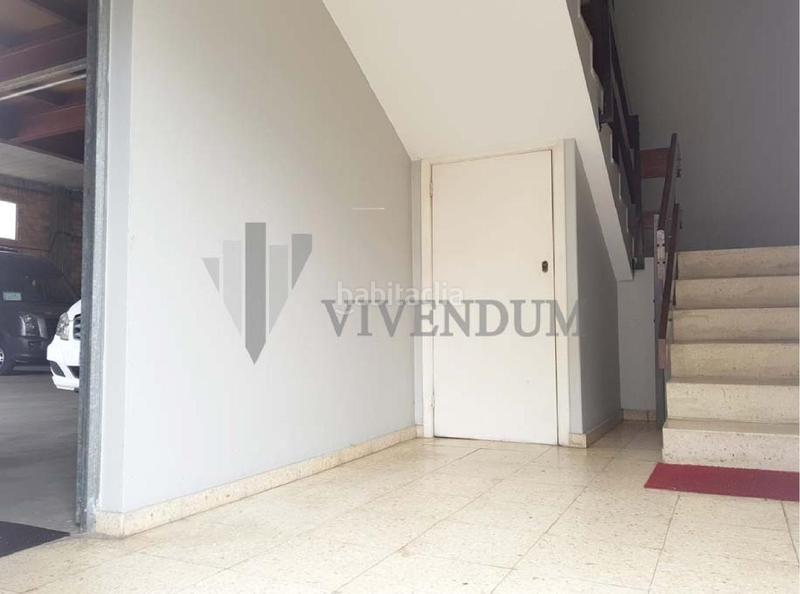 Foto 3c314278-62c7-42a6-abe4-10b4abc68316. Location bureau avec chauffage parking dans Lavadores Vigo