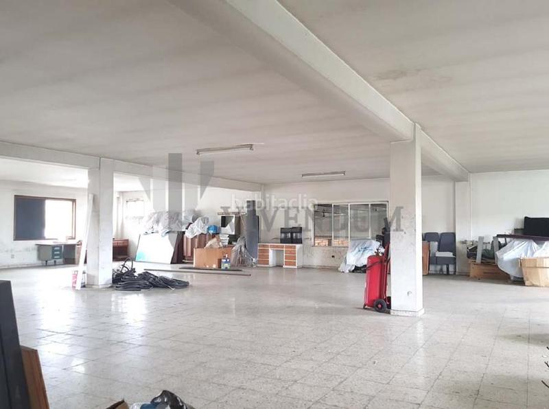 Foto afdea453-633d-41ba-9dc9-02d8381ea6fb. Location bureau avec chauffage parking dans Lavadores Vigo