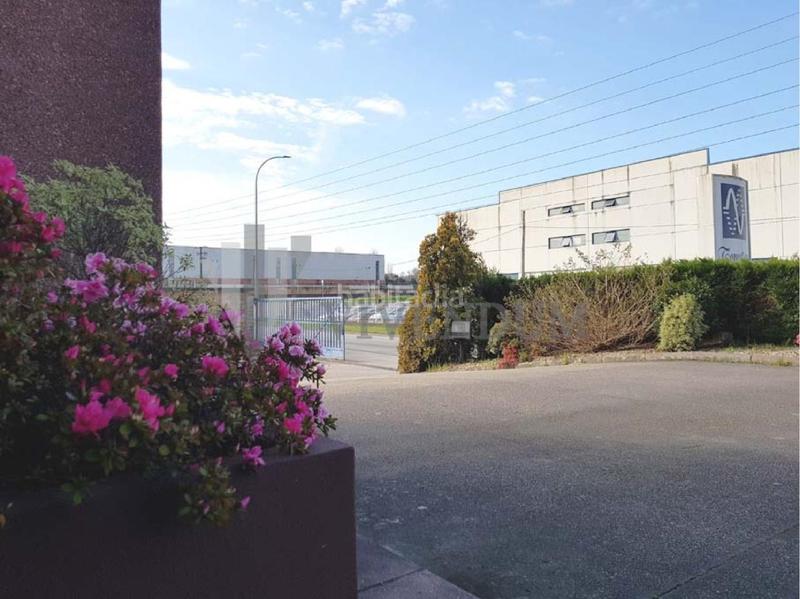 Foto 5420d060-5857-4b7d-bd1c-885b1fdaca57. Affitto ufficio con riscaldamento parcheggio in Porriño (O)