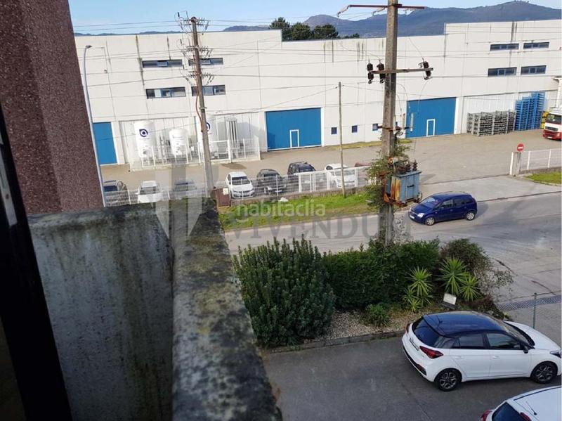 Foto 5ab364ba-06c7-4ec3-ad64-13dae34abcc6. Affitto ufficio con riscaldamento parcheggio in Porriño (O)