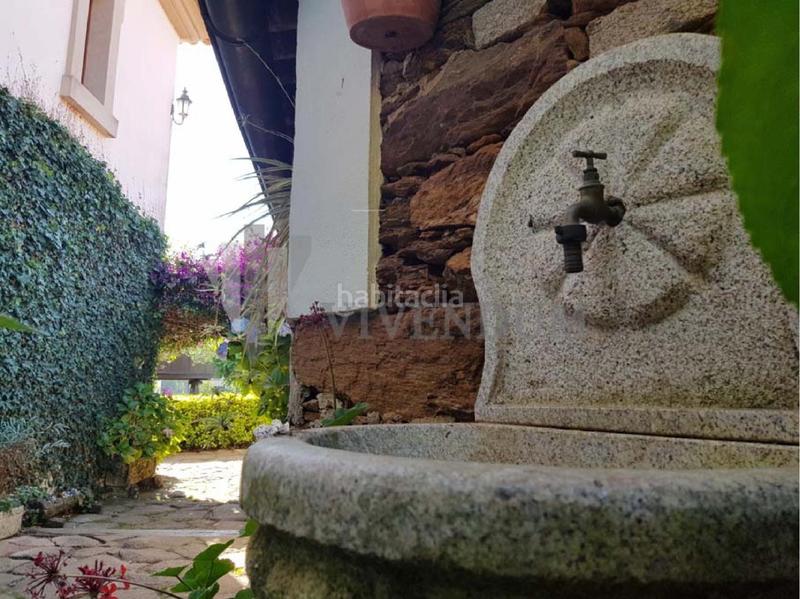 Foto 1edd8e5e-fce9-4cff-aefe-39e4a7e550c3. Chalet mit heizung parking pool in Rosal (O)